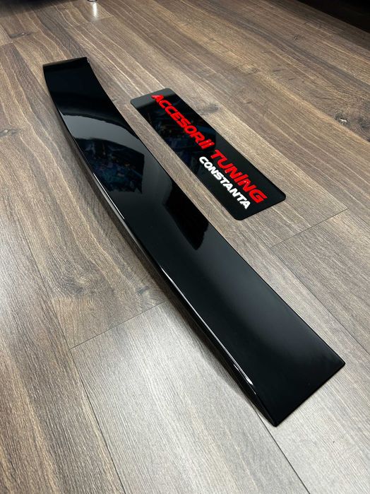 Eleron Luneta - Mercedes E Class W212 Negru Lucios