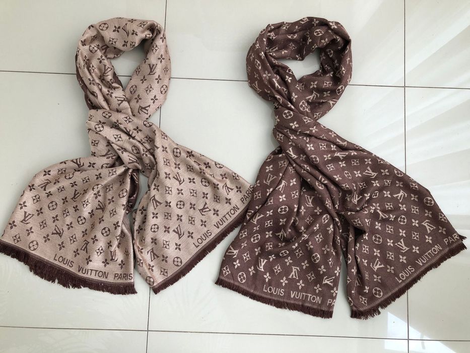 Esarfa Louis Vuitton / Burberry / Gucci