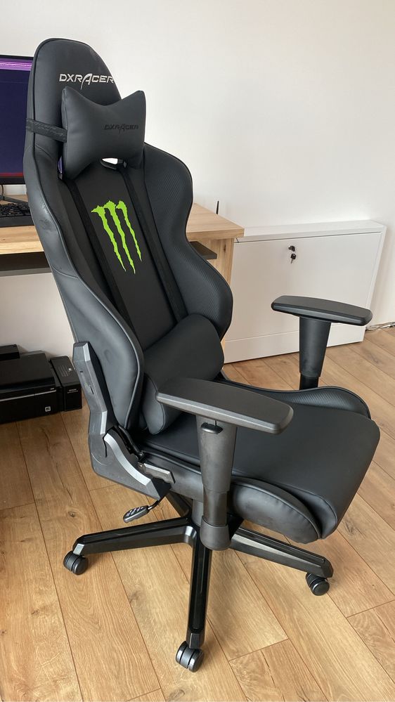 Scaung gaming DXRACER Monster V3 profesional NOU Editie Limitata