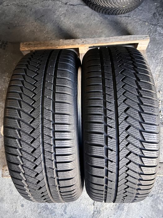 2 anvelope iarna ca NOI , 235/55/17 , Continental , 8 mm