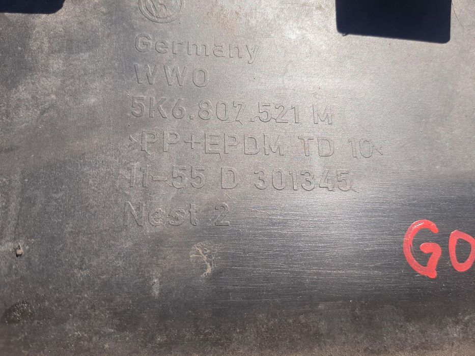 scut bara spate  vw golf 6 5k6807521m