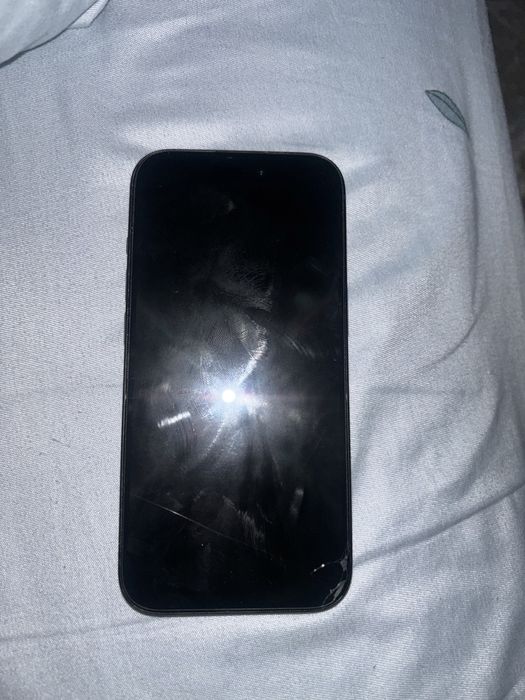 Продается Iphone 15 128 gb