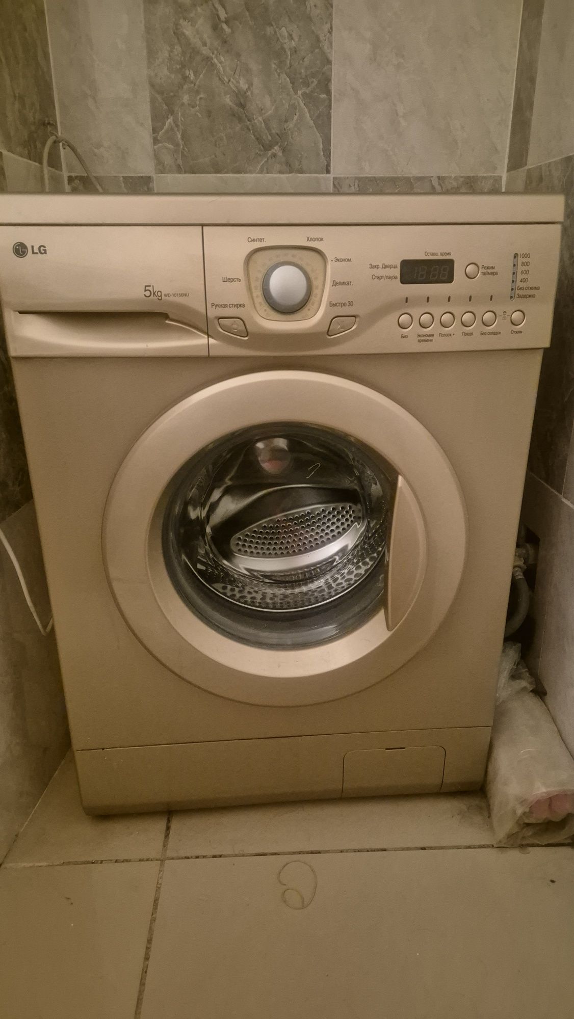 Продам стиральную машину