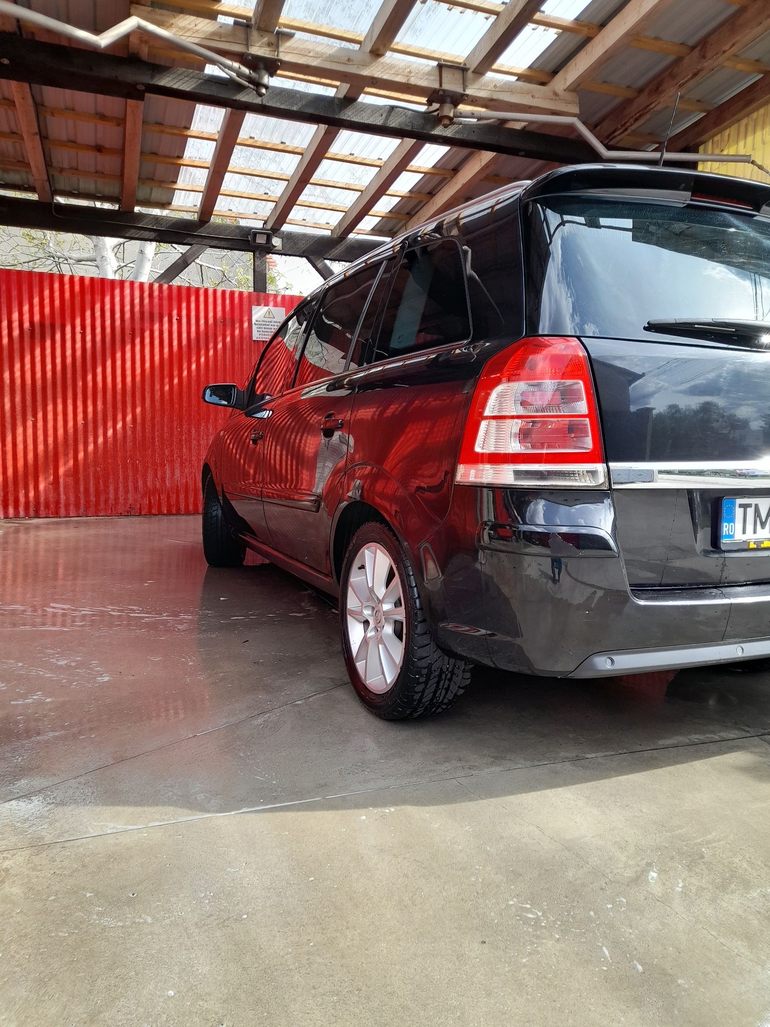 Opel zafira B 1.7 Disel