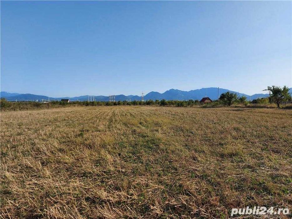 VÂND Teren pentru Case 500 Înconjurat de case în SÂNPETRU