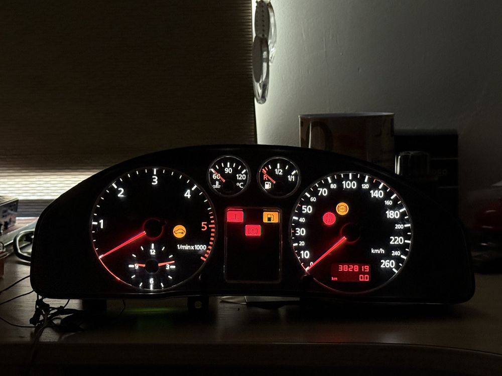 Смяна на дисплей и подсветки само за VW,Audi, Seat, Skoda