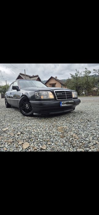 Vând Mercedes-Benz 220E Tip 124