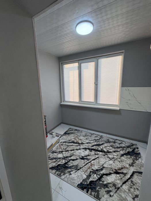 Срочно Продаеться 1-комнатная квартира в городе Чирчике районе Октябрь