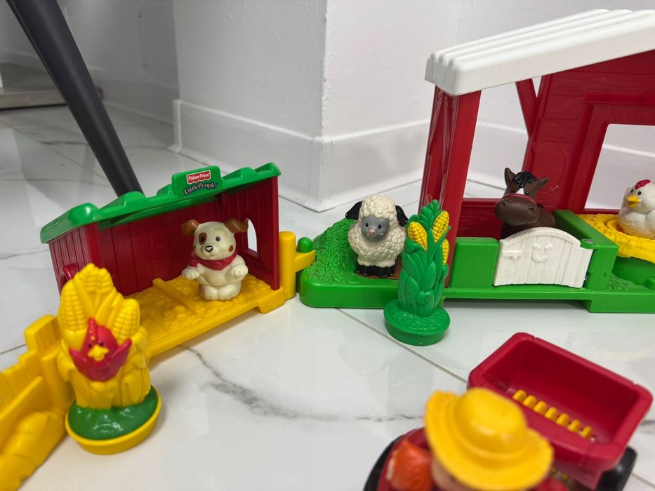 Ferma mare little people