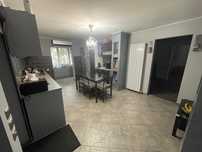 Ocazie!! Apartament 4 camere, 2 bai, boxa sub balcon!!