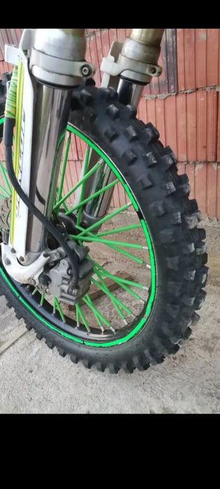 Kawasaki kxf 450cc an 2008 motor refăcut 64 ore în creștere