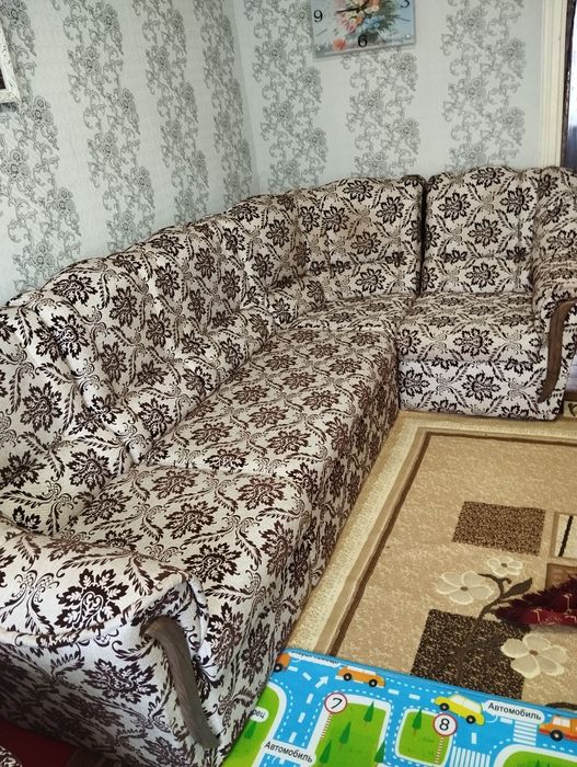 Мягкий уголок в хорошем состоянии