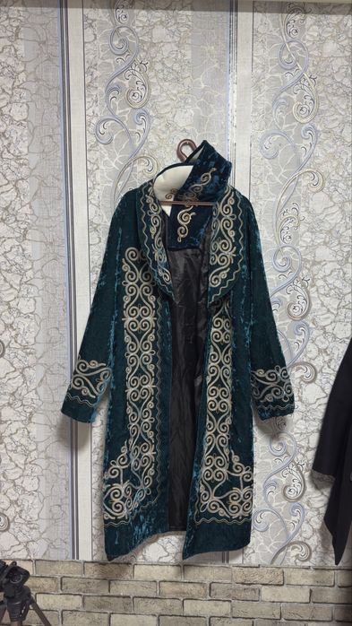 Продам казахский чапан
