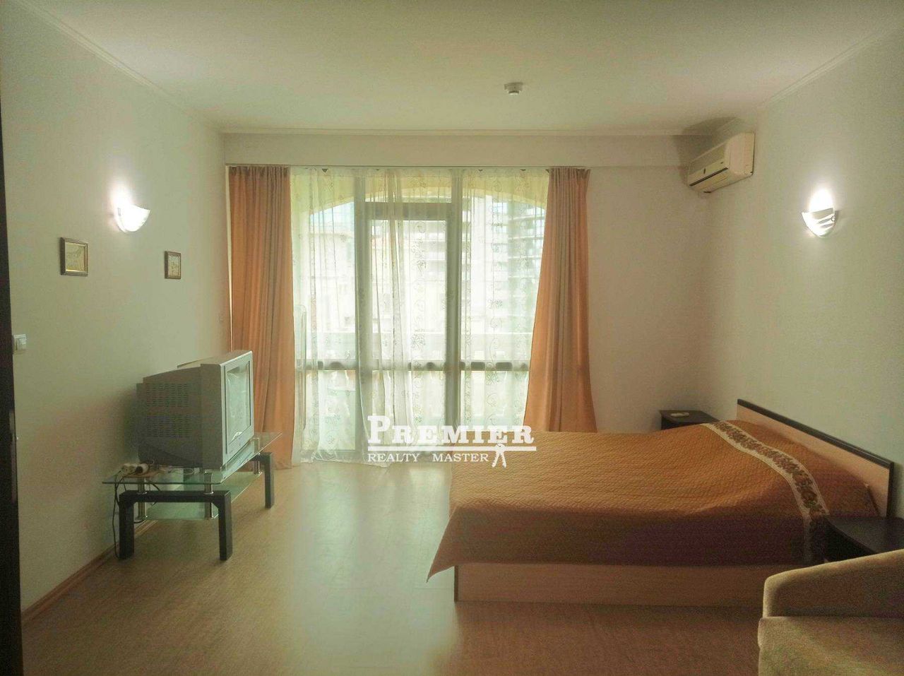 Продава се Двустаен апартамент в к.к. Слънчев бряг - 86 кв.м за 1105 €/кв.м - Снимка #6