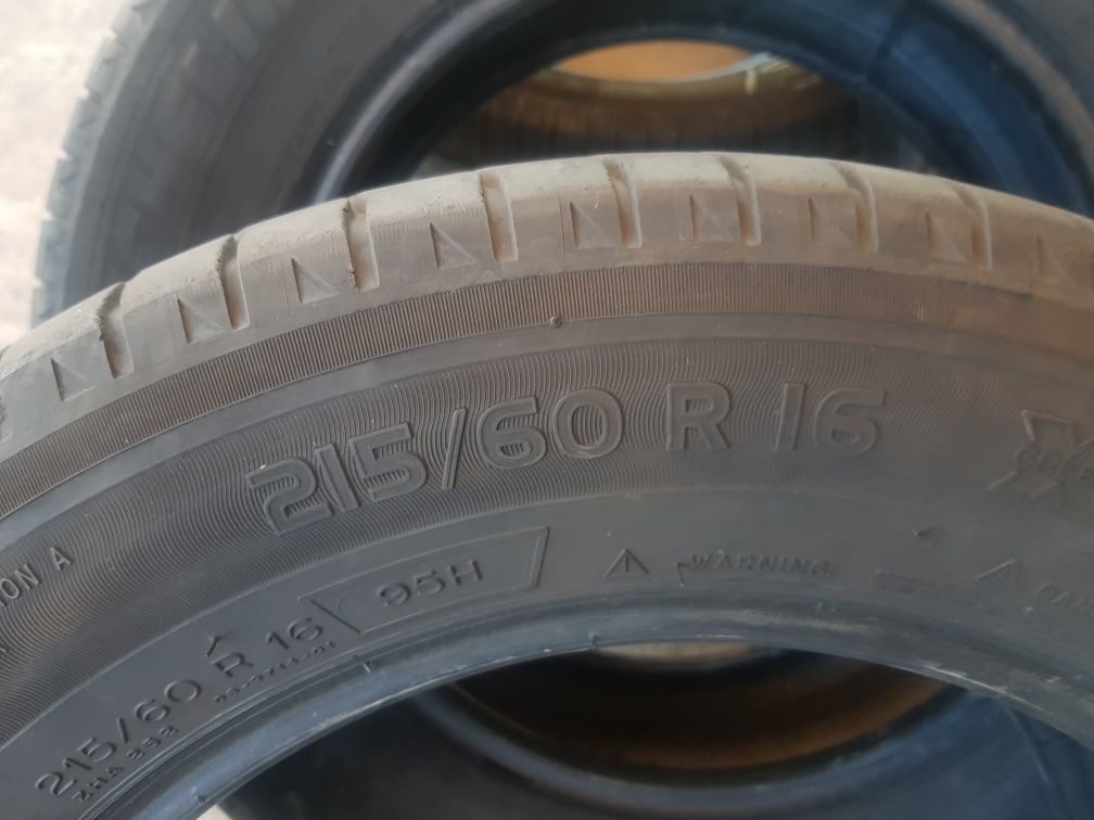 215/60/16 michelin