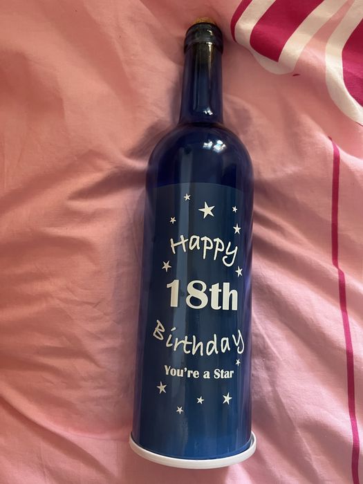 Sticlă luminoasa personalizată 18 ani