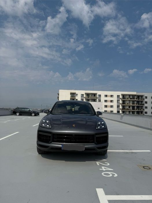 Porsche Cayenne Porsche Cayenne Turbo S e Hybrid 680hp full spec