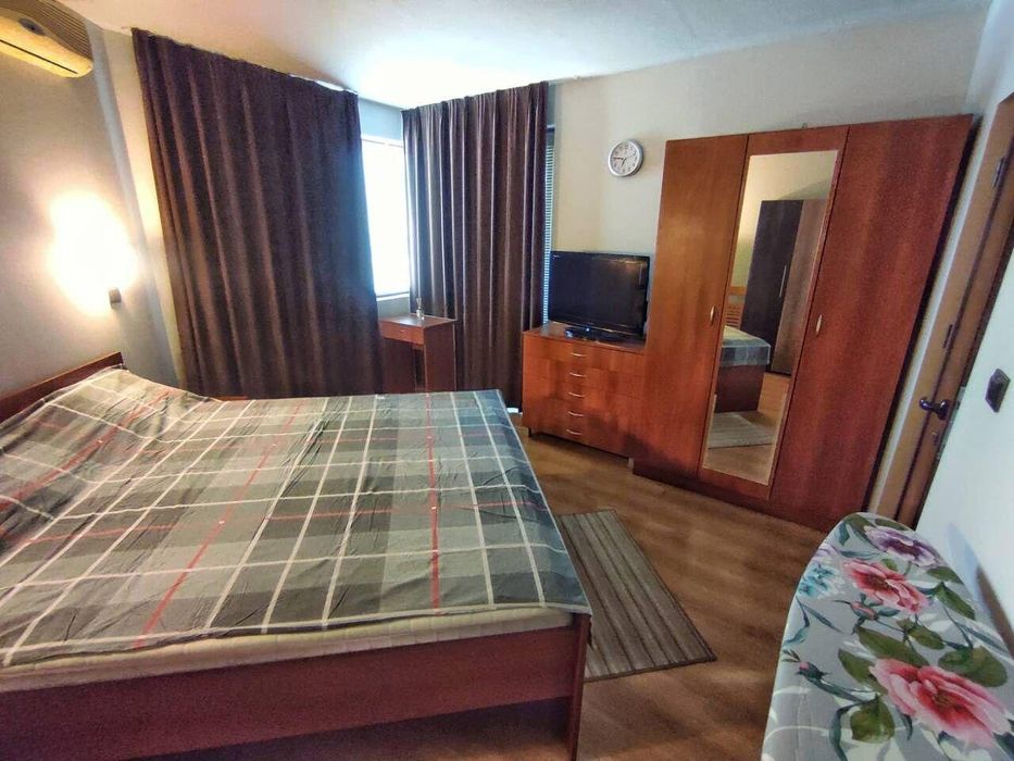 Продава се Двустаен апартамент в к.к. Слънчев бряг - 64 кв.м за 1047 €/кв.м - Снимка #3