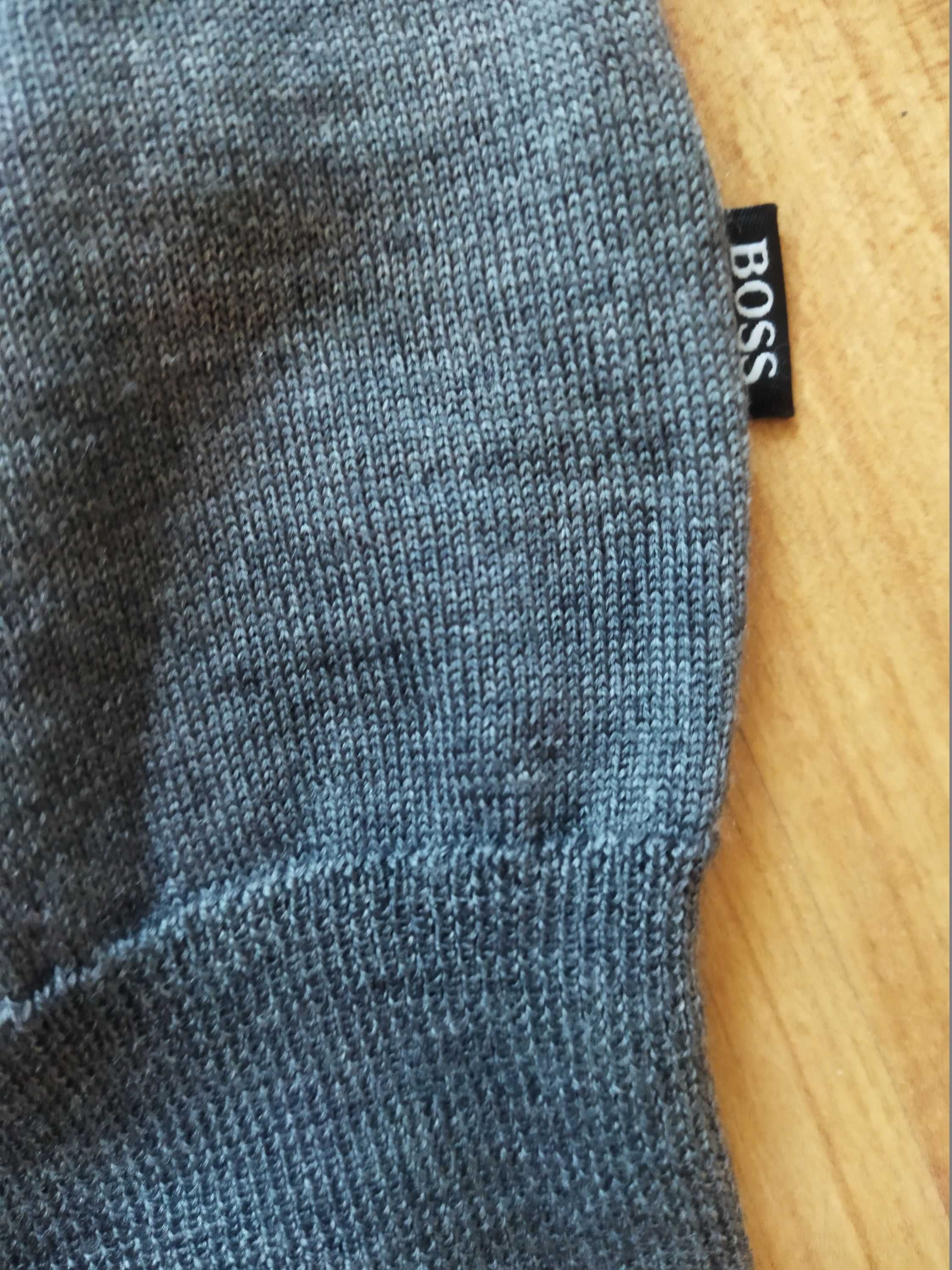 Свитер-пуловер Hugo Boss (Германия),шерсть,оригинал,новый,р-р 46