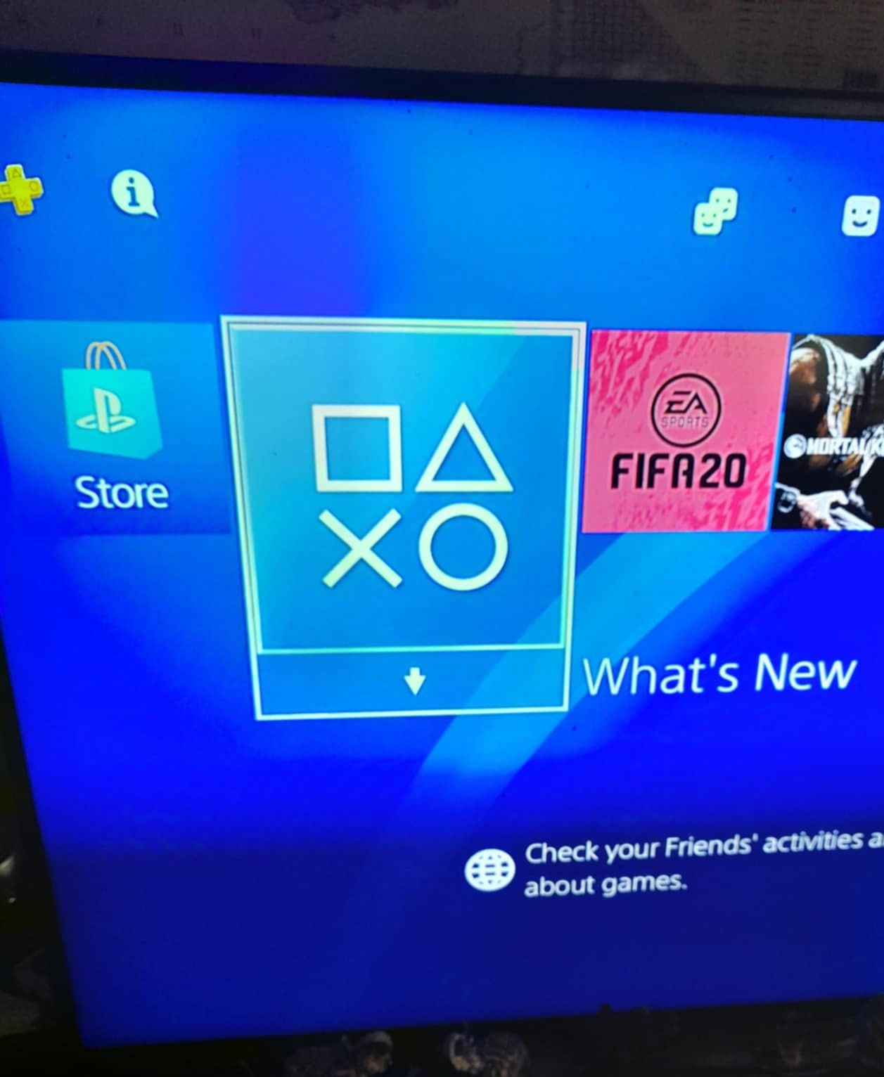 PS4 slim + 8 игри = 370лв