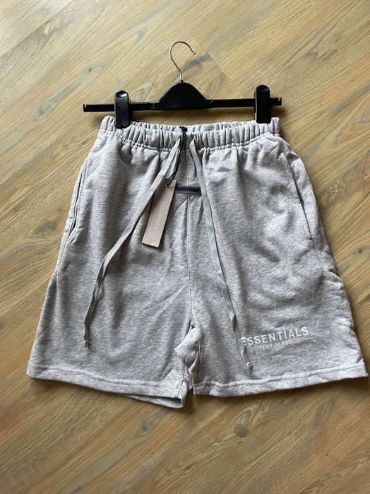 Pantaloni  Essentials