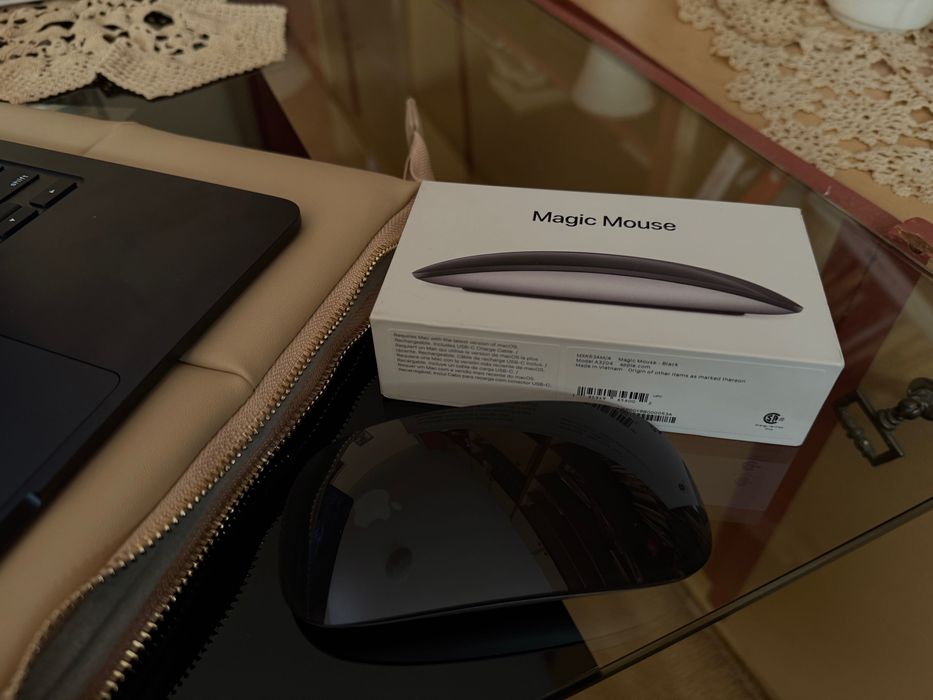 Apple Magic Mouse черна