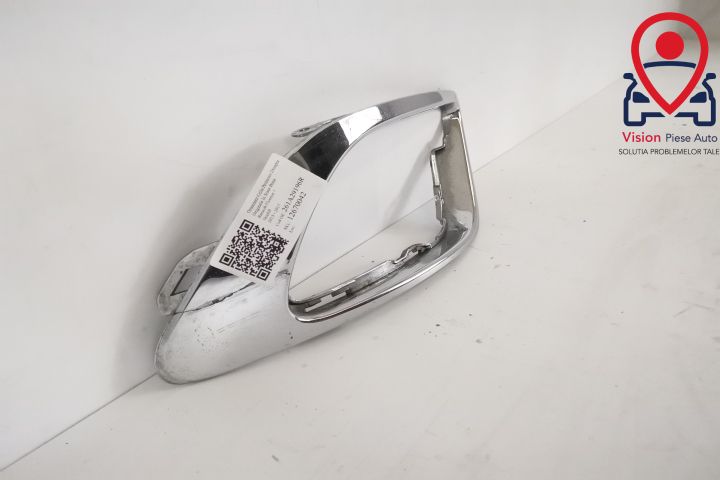 Декоративен Елемент Решетка Проектор Дясна Оригинална В Добро Състояни