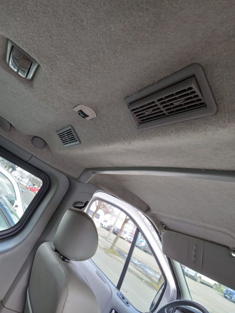 Renault Trafic 7+1