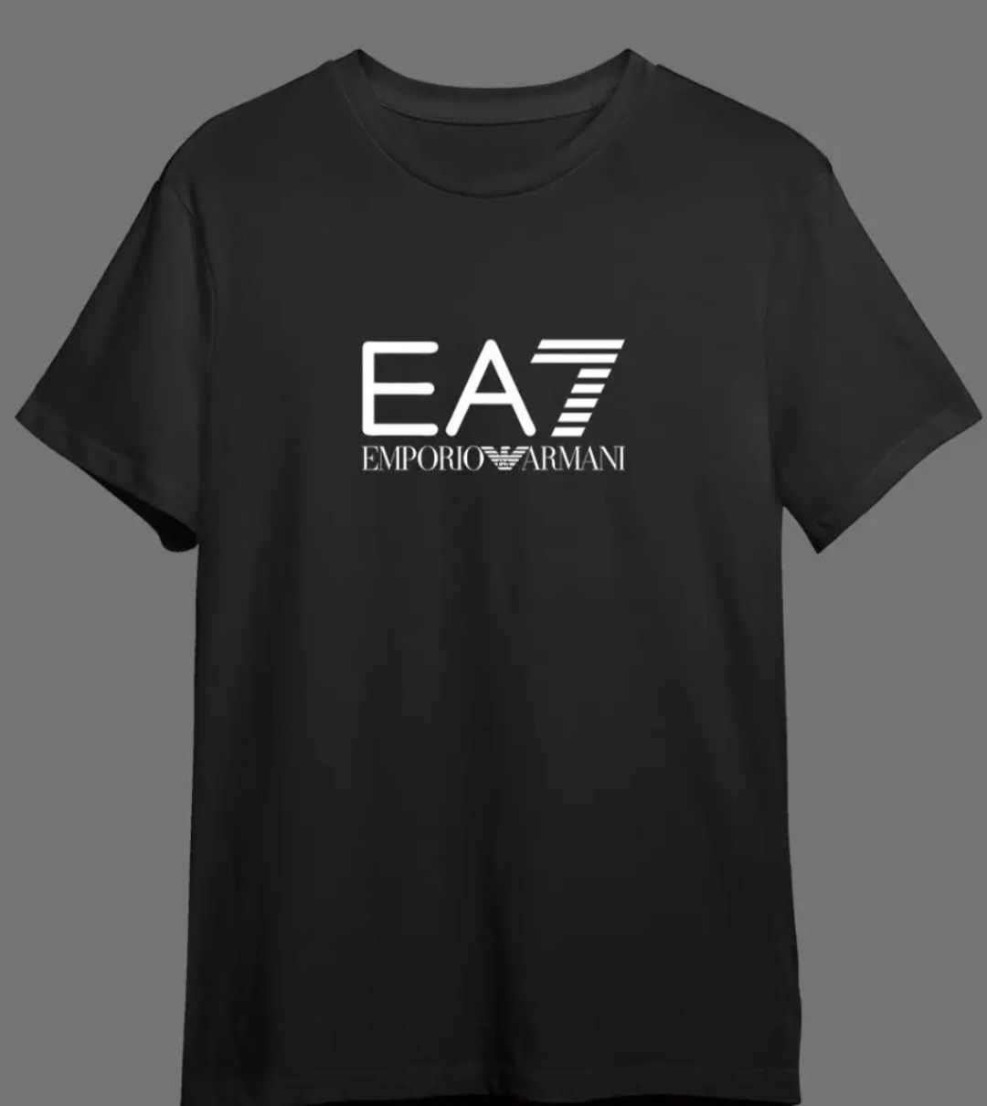 Продается футболка EA7