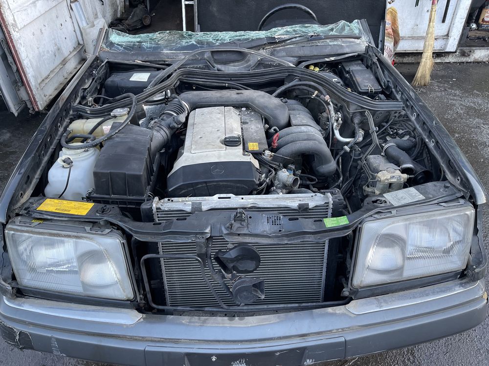W124 распил из США  с малым пробегом двигатель акпп авторазбор