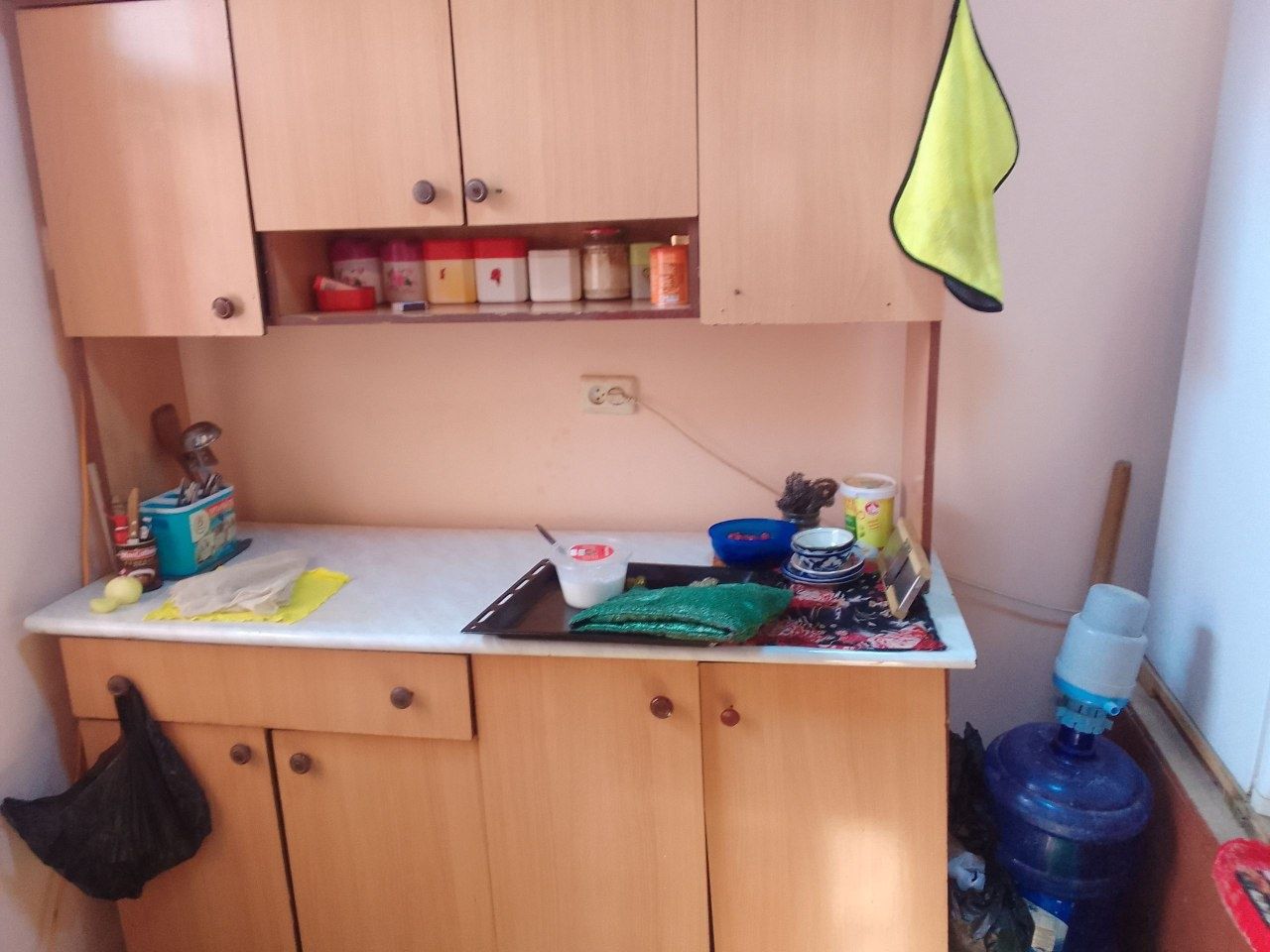 Mebel sotiladi 3 ta