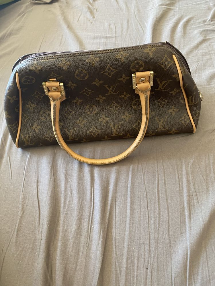 geanta louis vuitton