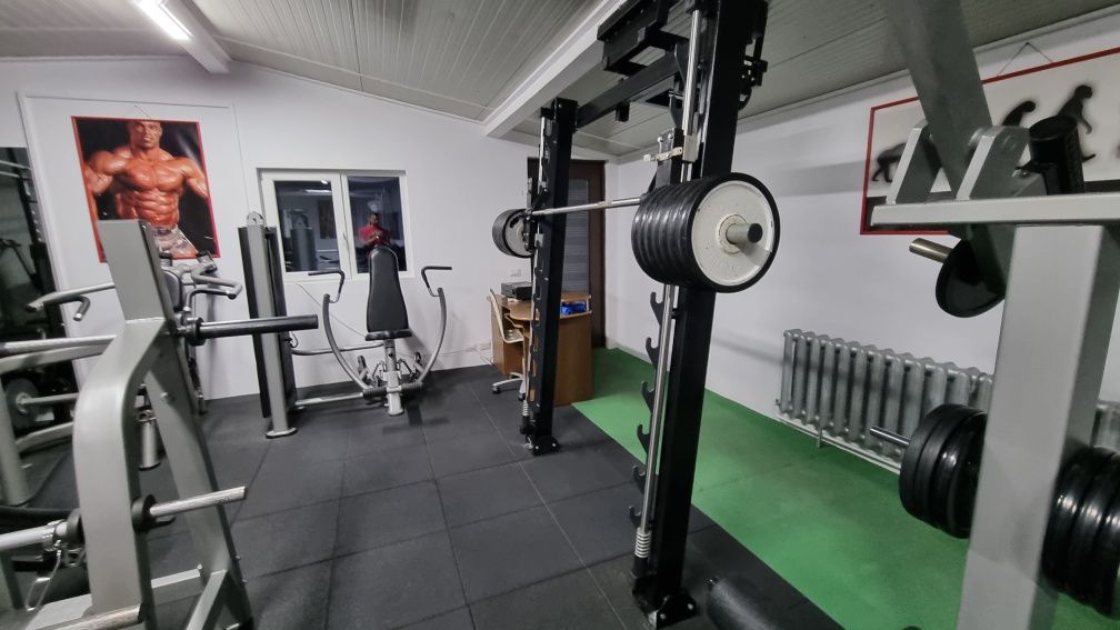 Smith machine / ultraprofesional /unghi de culisare reglabil !!!