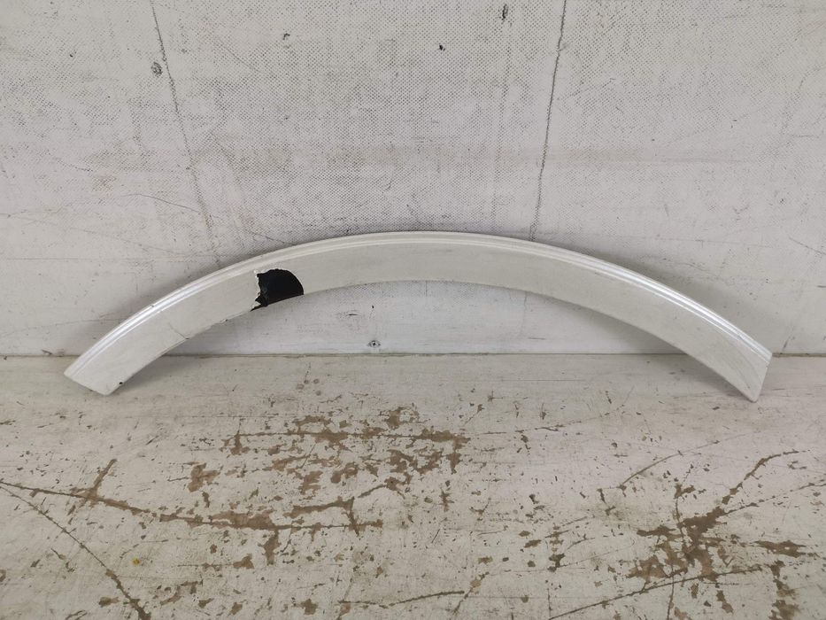 Бентли Бентайга / Bentley Bentayga Десен заден крилен разширител (овър