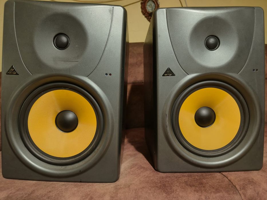Monitoare studio behringer