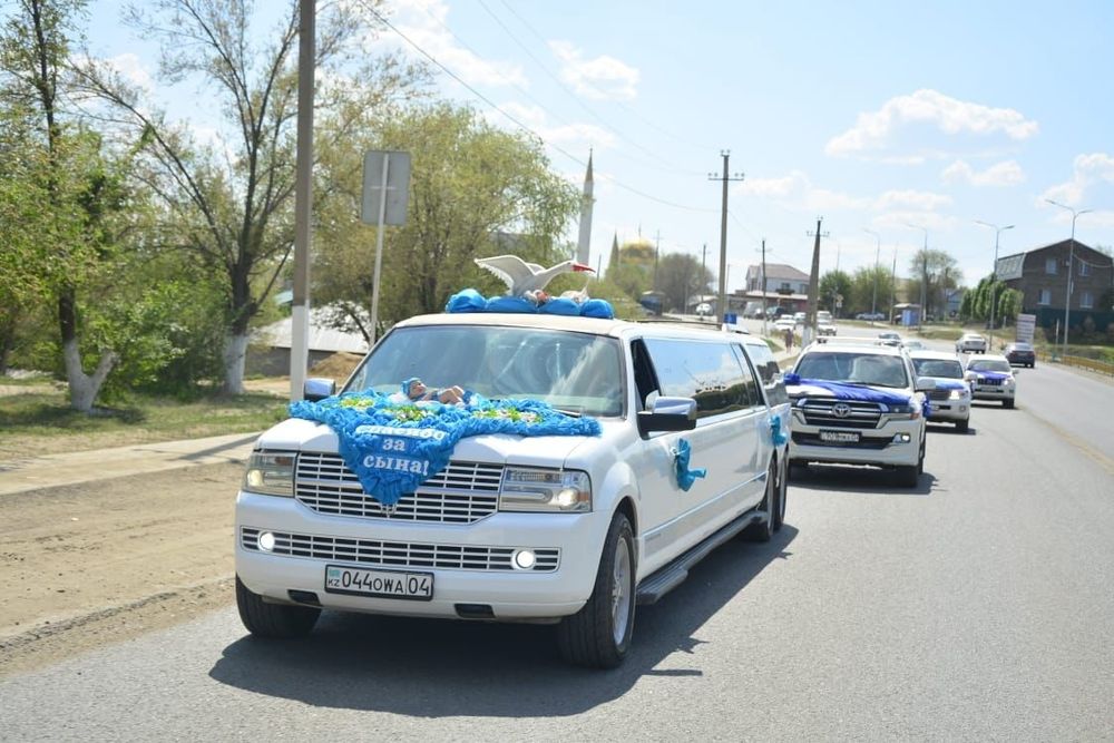 Лимузин актобе,выписка с роддома,картеж кортеж актобе хаммер актобе