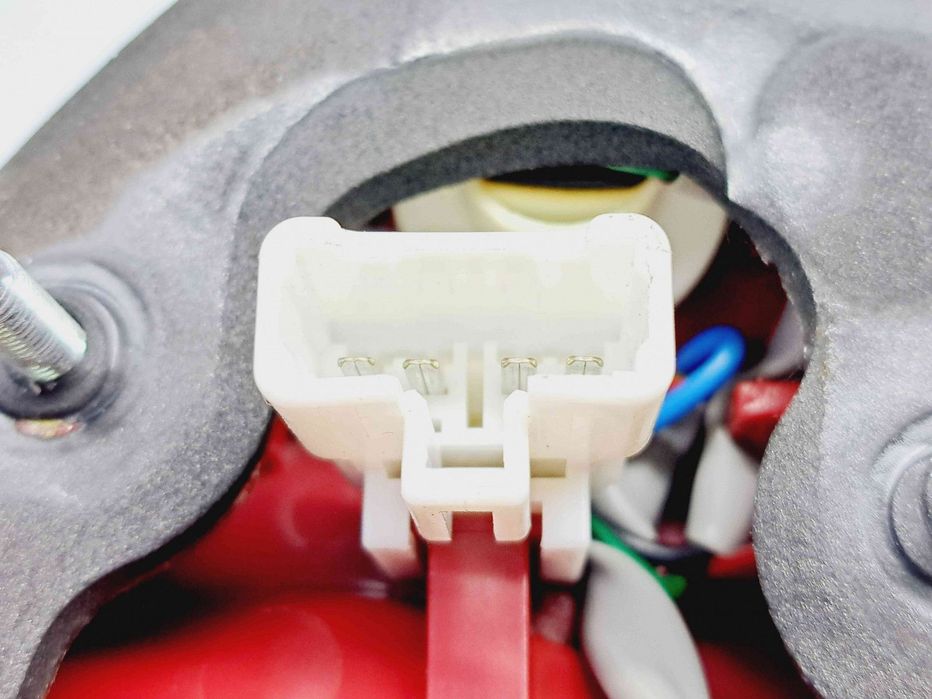 Stop haion dreapta Hyundai Santa Fe 2 (CM) [Fabr 2005-2012] 92406-2B0