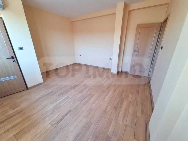 Продава се Тристаен апартамент в Варна, Галата - 153 кв.м за 1360 €/кв.м - Снимка #8