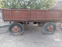 De vânzare tractor  UTB 650 plus utilaje agerente
