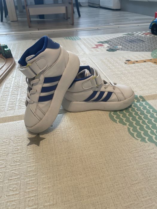 Adidasi Adidas Grand Court Mid, nr 26