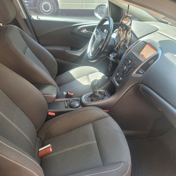Opel astra j 2015
