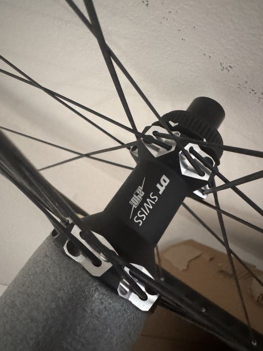 Roata Spate MTB Gravel Carbon Xmc 1200 Spline 27.5 30mm 12x142mm Disc