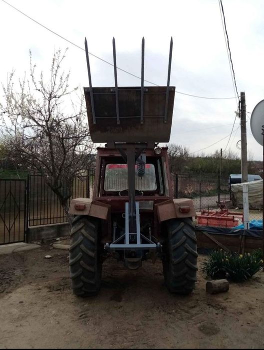 Cupă pe tiranți manuala