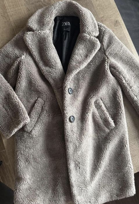 Палто зара С размер
