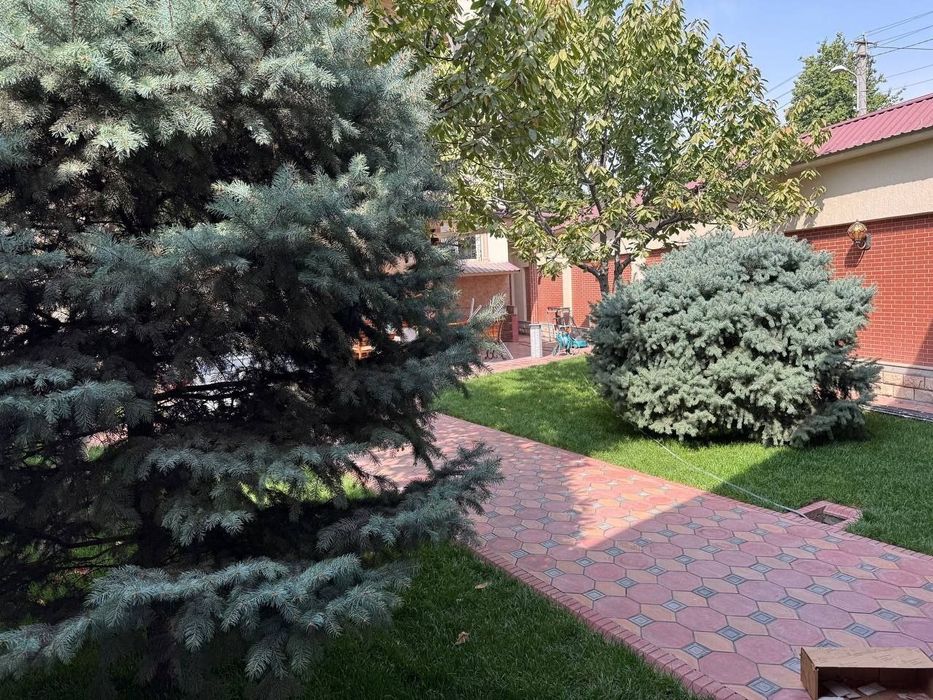 Ракатбоши Угловой Дом 3 уровня+ подвал . Под Бизнес