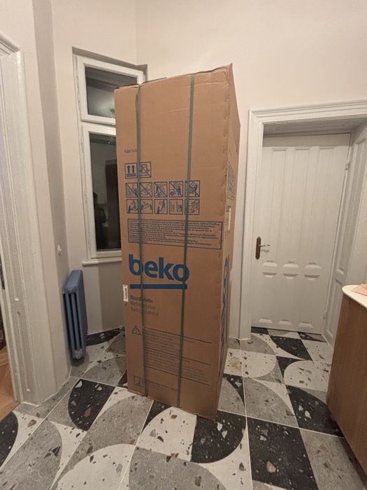 Combina Frigorifica Incorp 370L 194CM noua cu 2 ani garantie