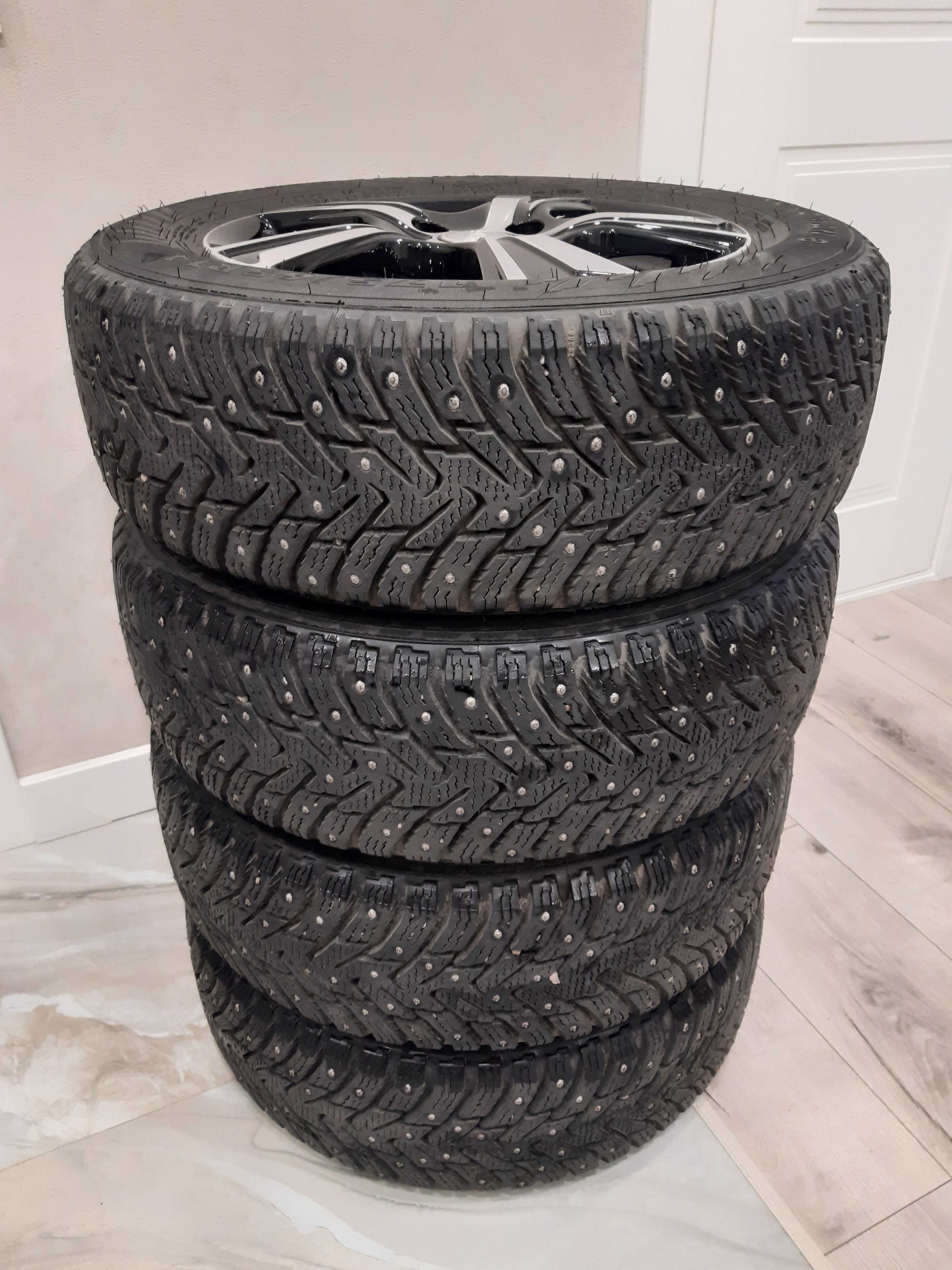 Зимние шины Nokian Nordman 8 (175/65 R14)