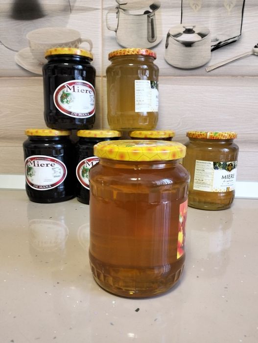 Vând miere de mană