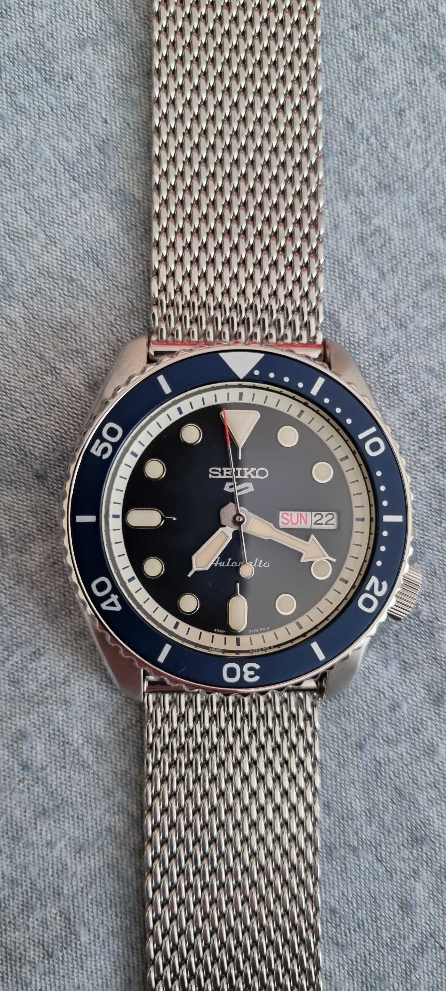 Seiko 5 SRPD71K1