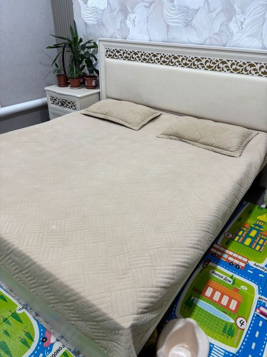 Продам кровать двуспальная
